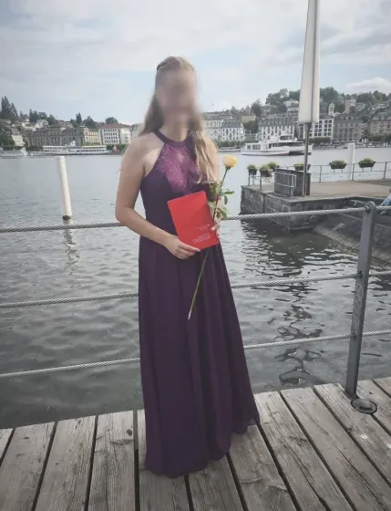 Daniela, 23