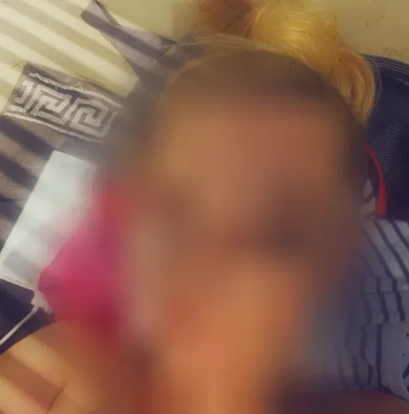 Emma, 27