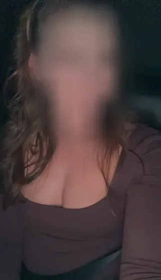 Fatma, 31
