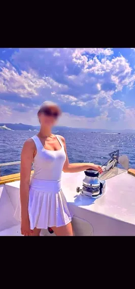 Isabell, 33