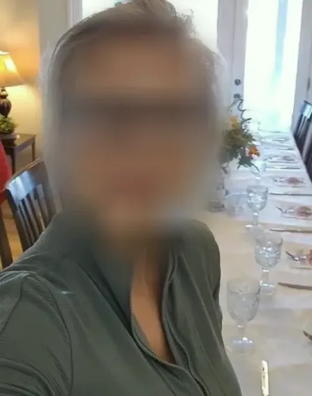 Josephine, 38