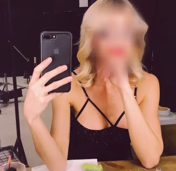 Michelle, 32