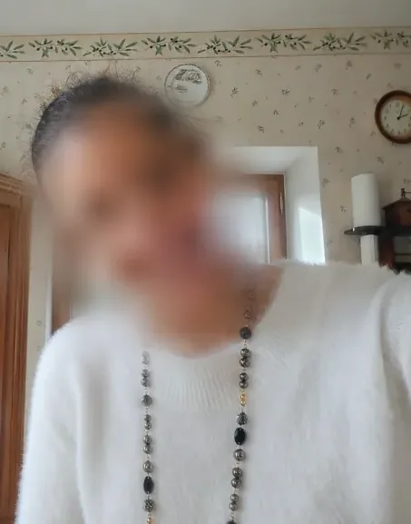 Mira, 37