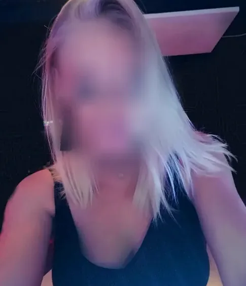 Nele, 32