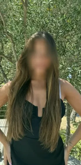 Nina, 35