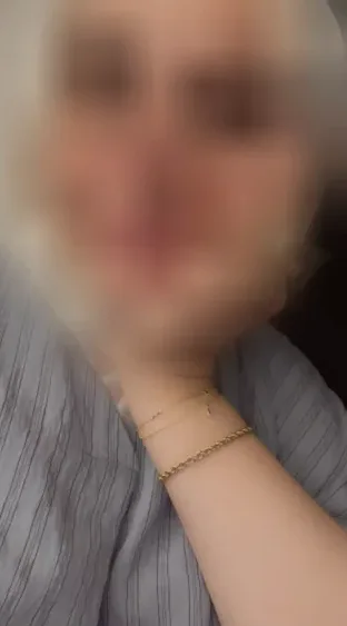 Özlem, 36