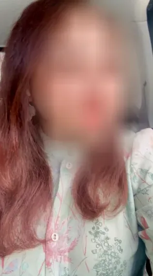 Paula, 32